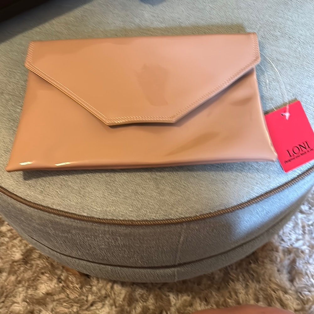 Women's Tan Clutch